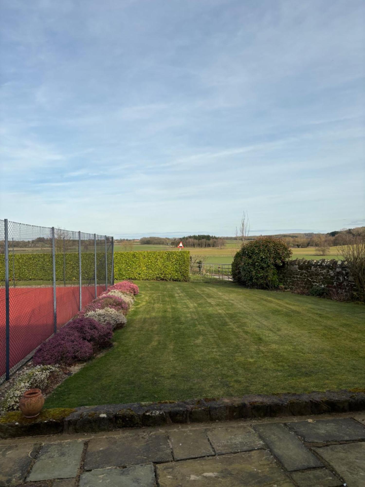 Courtside Barn, Lynn, Newport Villa Нюпорт Екстериор снимка